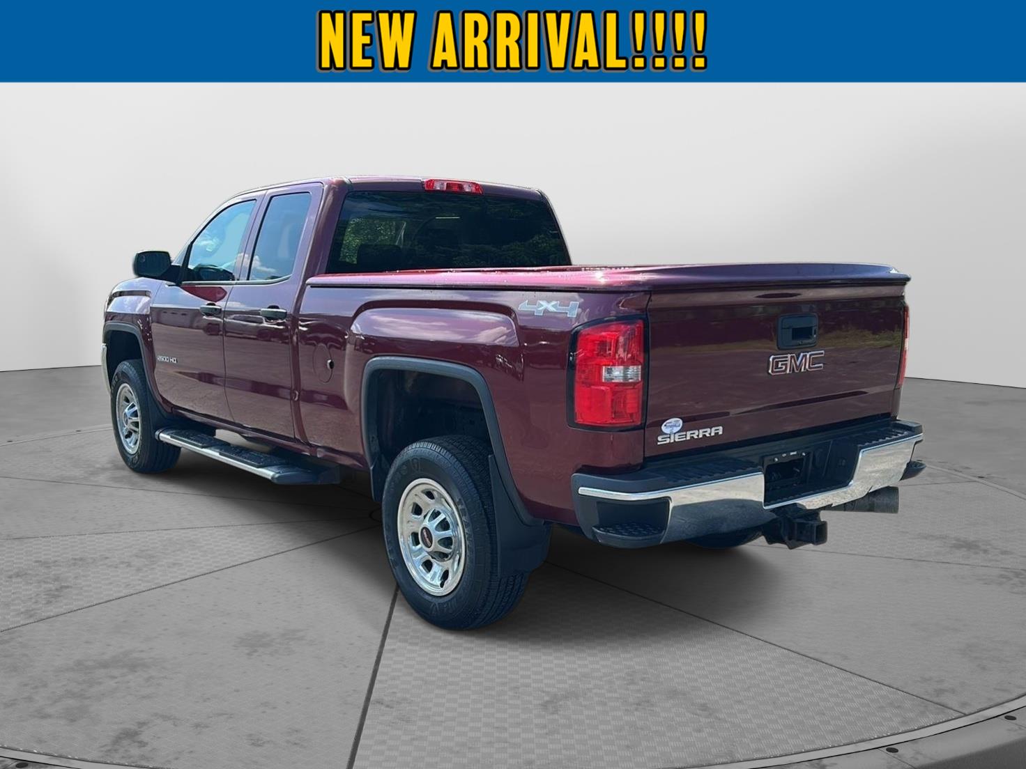 2015 GMC Sierra 2500HD available WiFi BASE at McCandless Ford