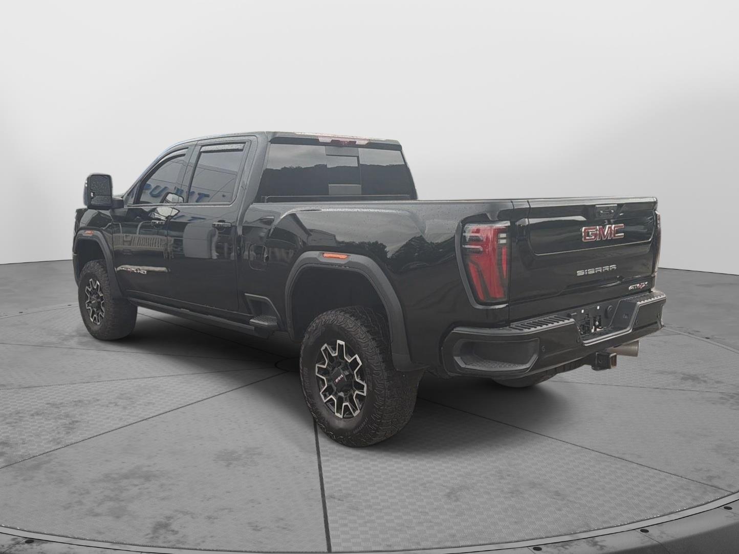 2025 GMC Sierra 2500HD AT4X - 3