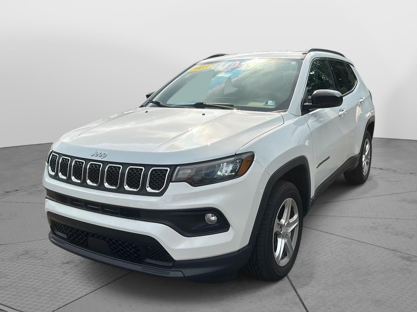 2023 Jeep Compass Latitude at Washington Ford
