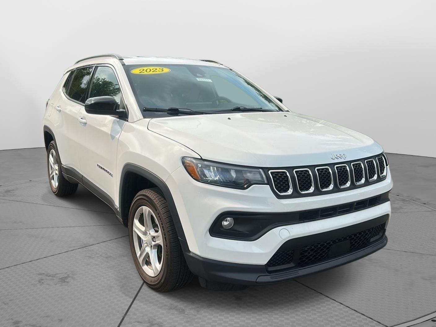 2023 Jeep Compass Latitude at Washington Ford