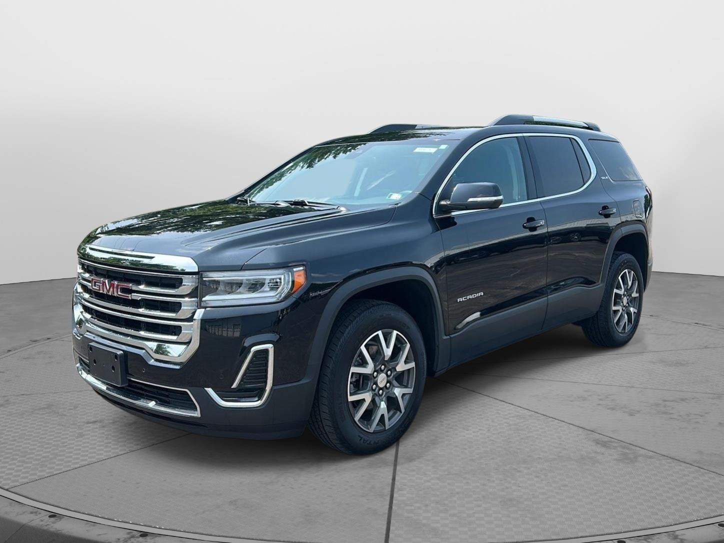 2023 GMC Acadia SLE - 0