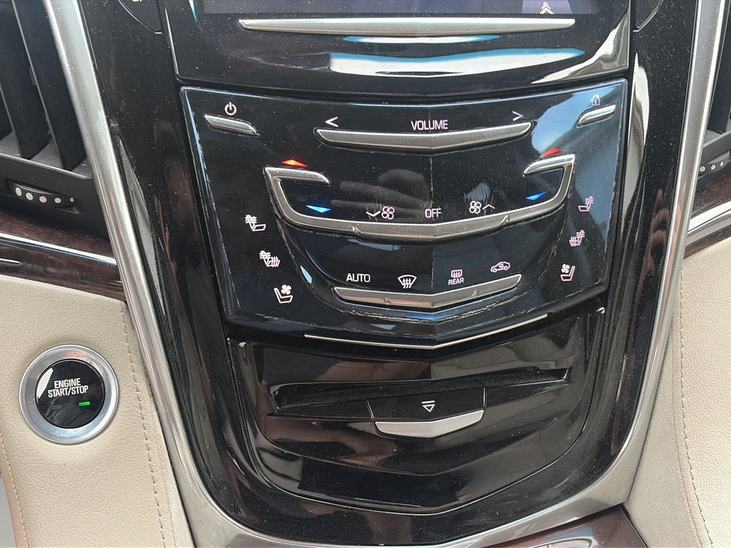 2017 Cadillac Escalade BASE - 9