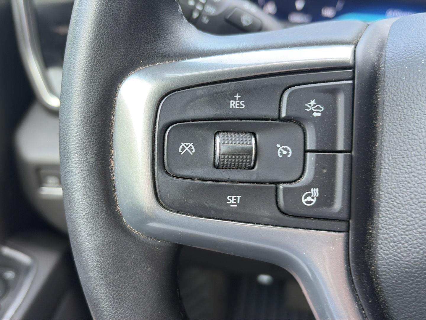 2023 Chevrolet Silverado 1500 LT - 11
