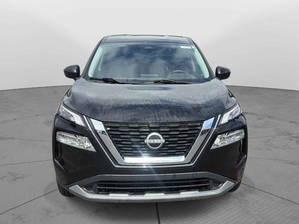 2023 Nissan Rogue SV - 1