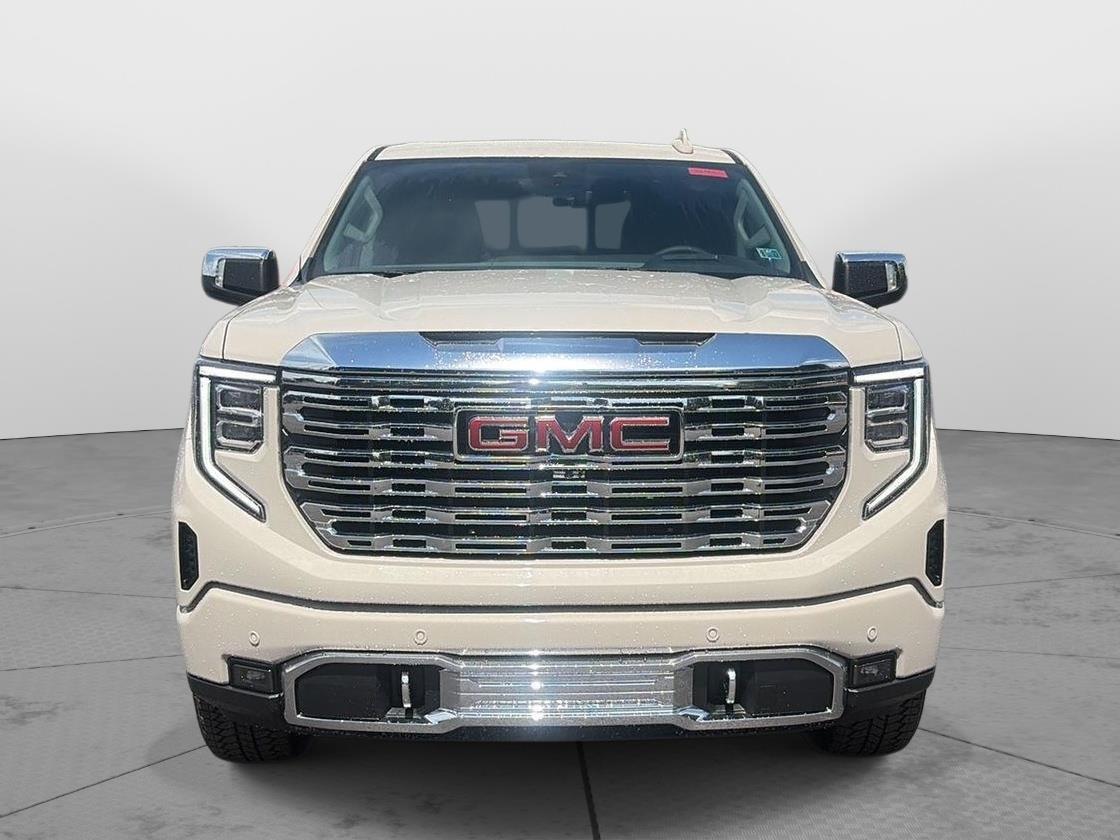 2026 GMC Sierra 1500 photo 2 of 35