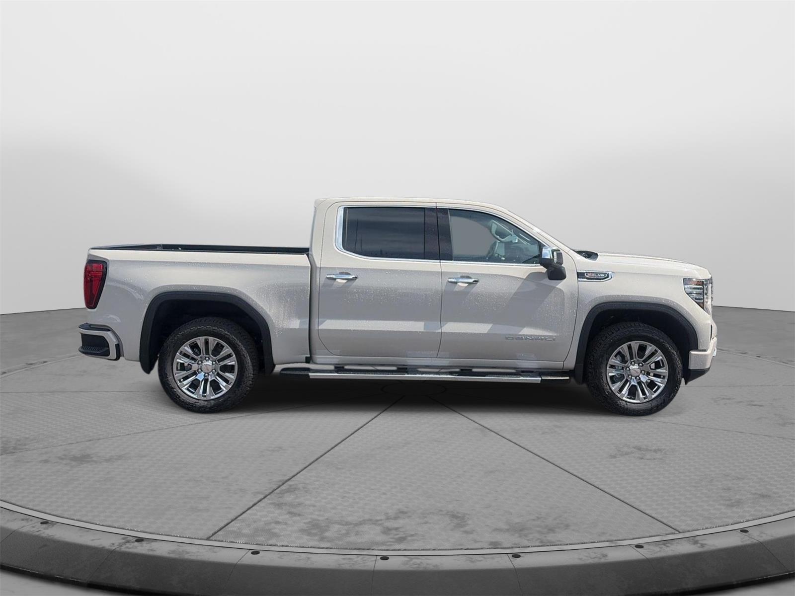 2026 GMC Sierra 1500 photo 3 of 35