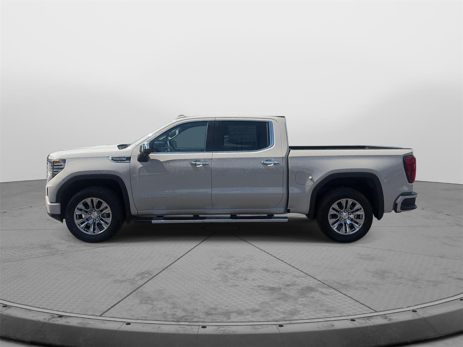 2026 GMC Sierra 1500 photo 7 of 35