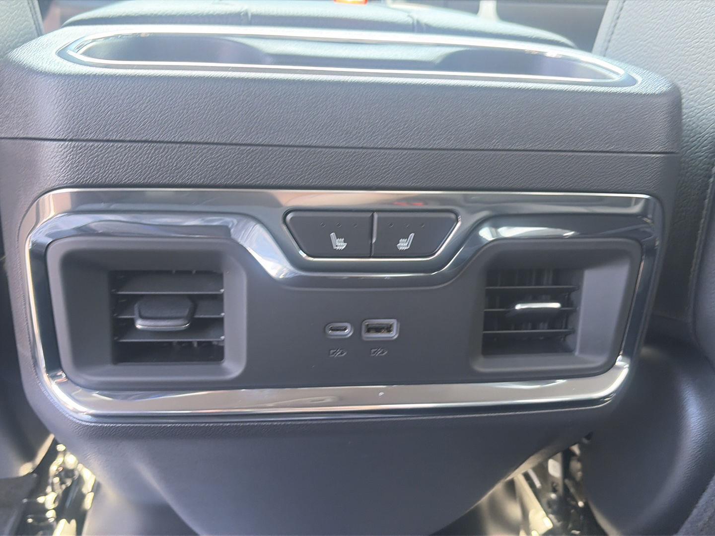 2026 GMC Sierra 1500 photo 34 of 35