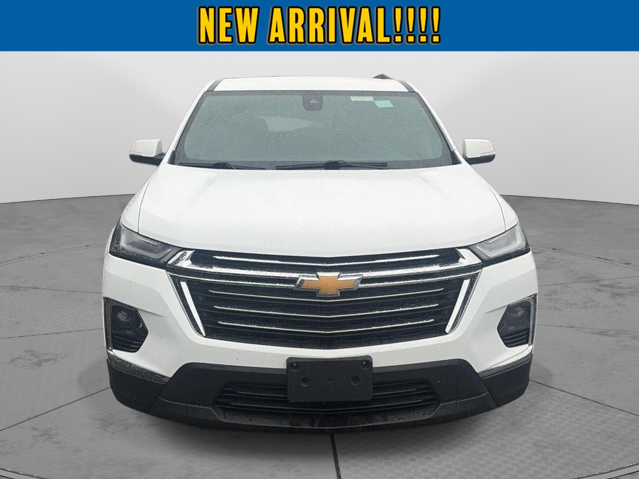 2023 Chevrolet Traverse LT Cloth at Joe Ball GMC