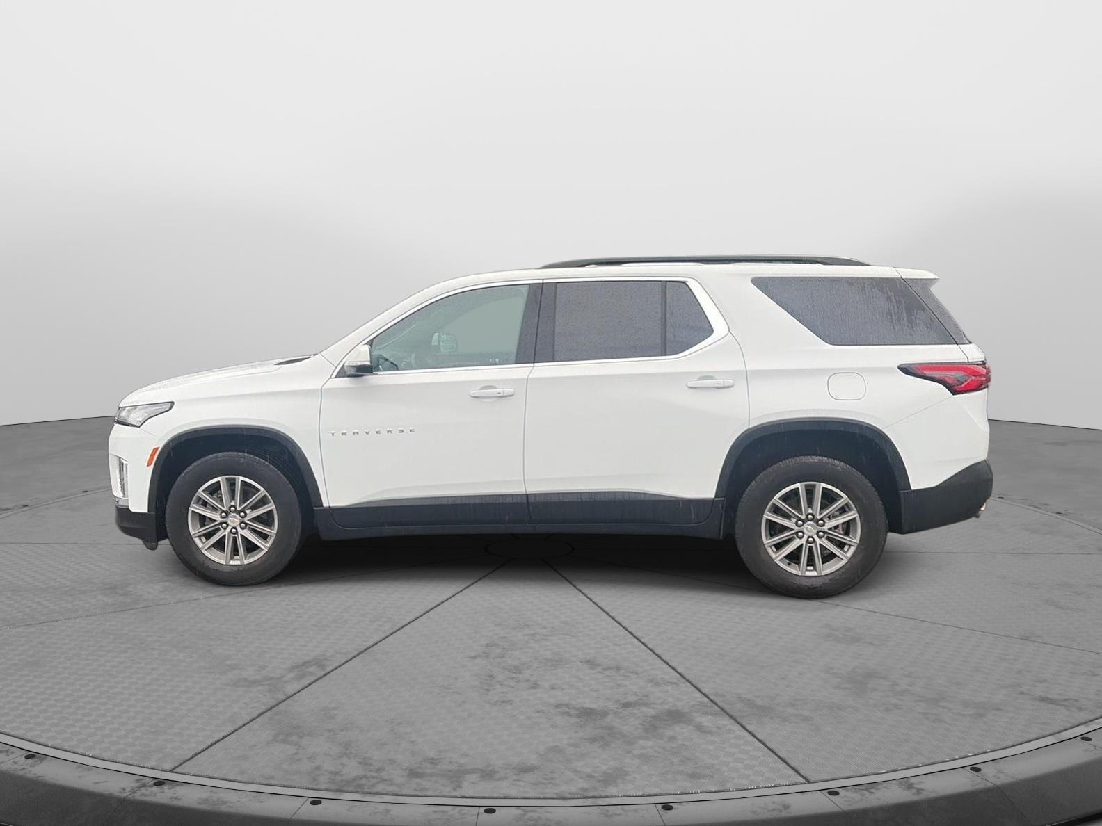 2023 Chevrolet Traverse LT Cloth at Diehl Automotive