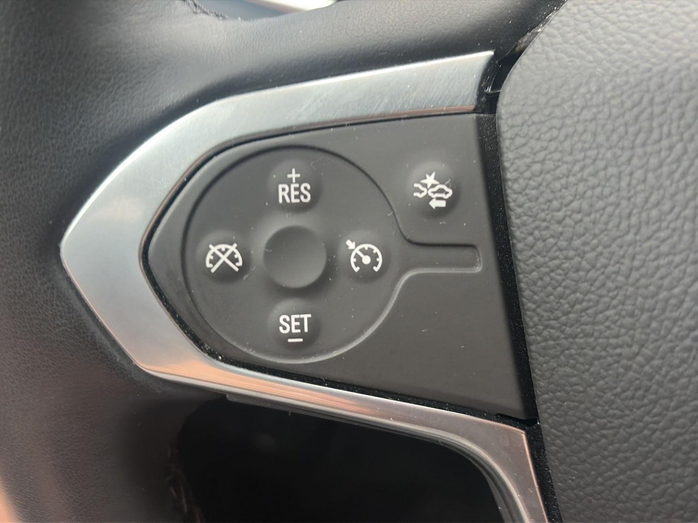 2023 Chevrolet Traverse LT Cloth at Diehl Automotive