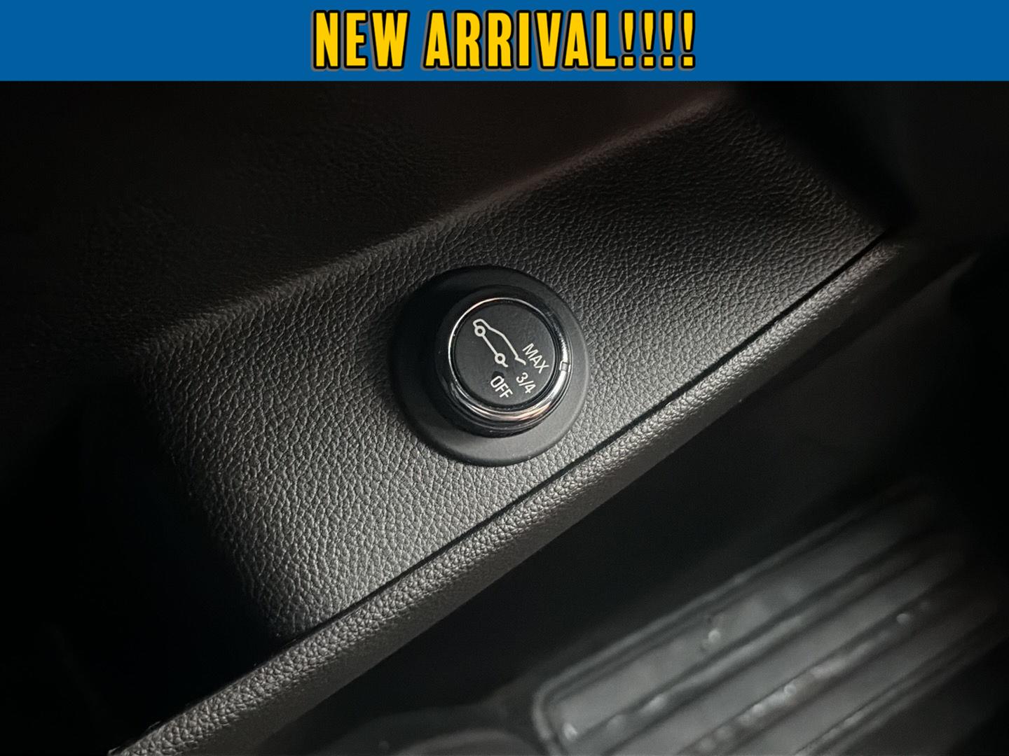 2023 Chevrolet Traverse LT Cloth at Joe Ball GMC