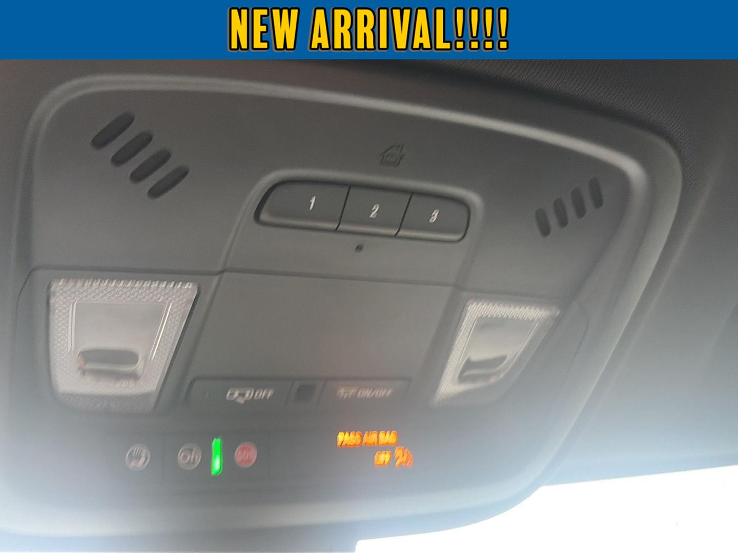 2023 Chevrolet Traverse LT Cloth at Joe Ball GMC