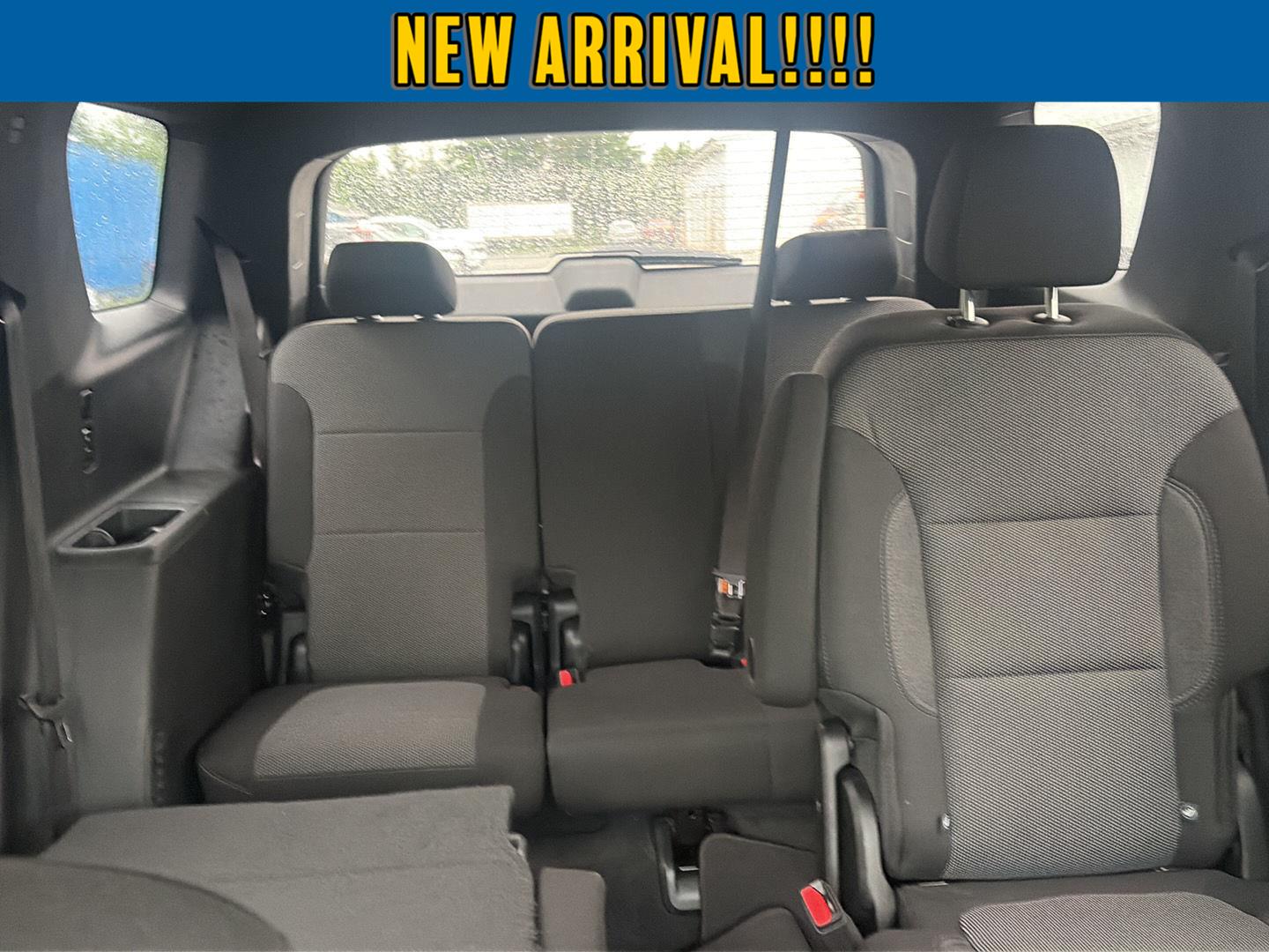 2023 Chevrolet Traverse LT Cloth at Joe Ball GMC