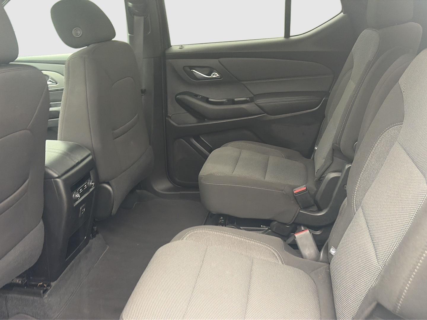 2023 Chevrolet Traverse LT Cloth at Diehl Automotive