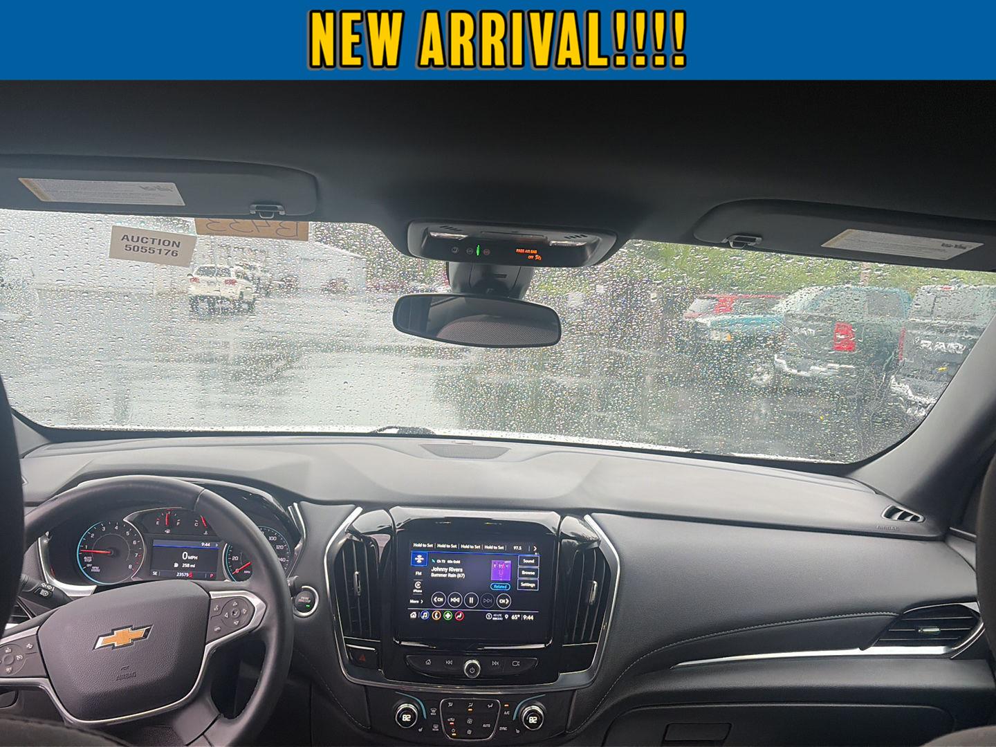 2023 Chevrolet Traverse LT Cloth at Joe Ball GMC