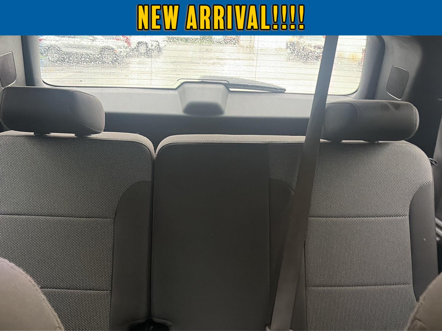 2023 Chevrolet Traverse LT Cloth at Joe Ball GMC