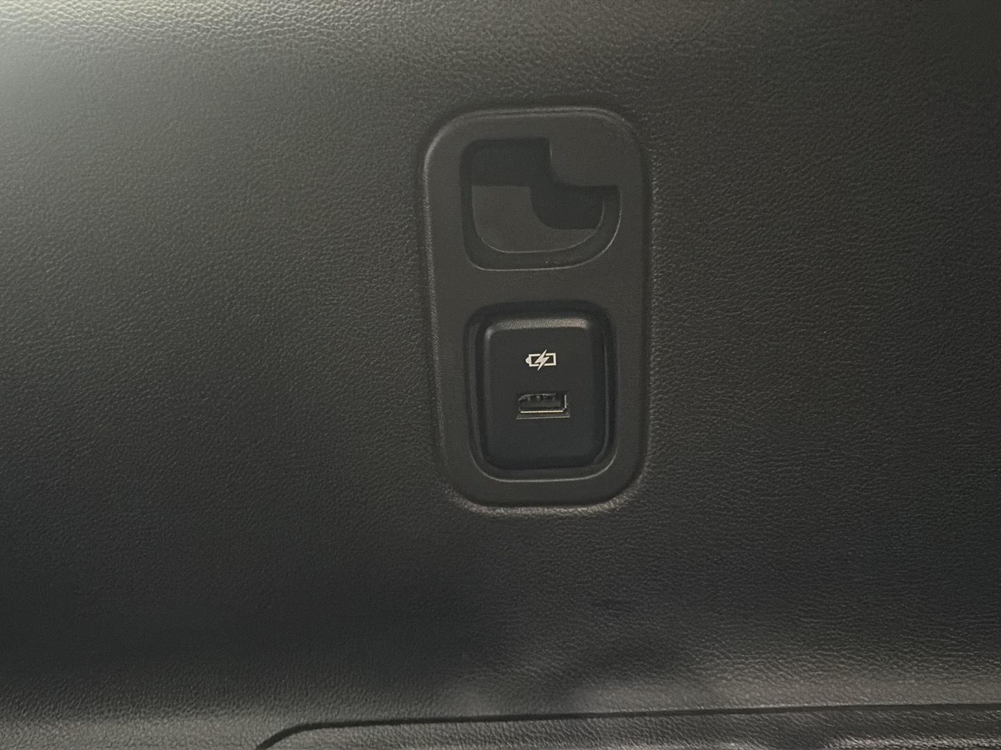 2023 Chevrolet Traverse LT Cloth at Diehl Automotive