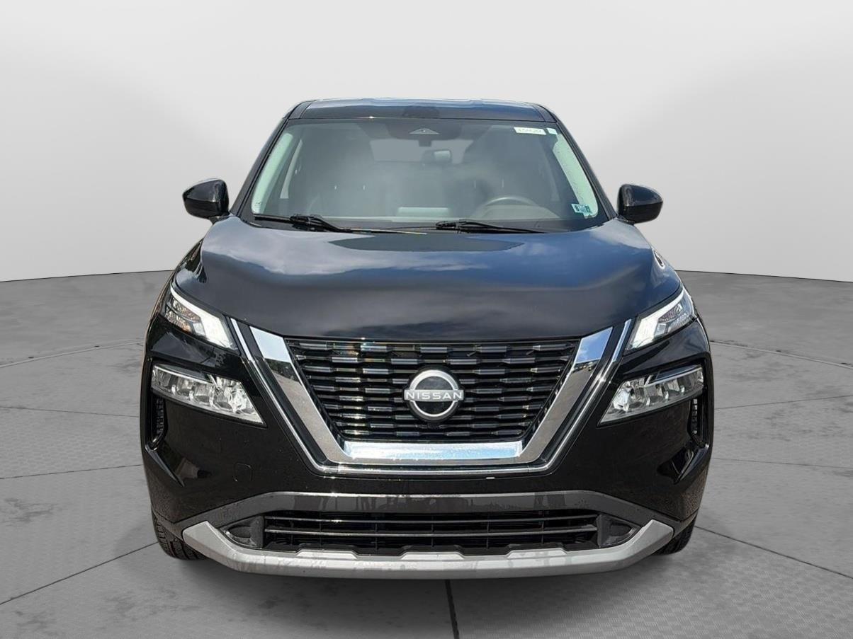 2023 Nissan Rogue SV - 7