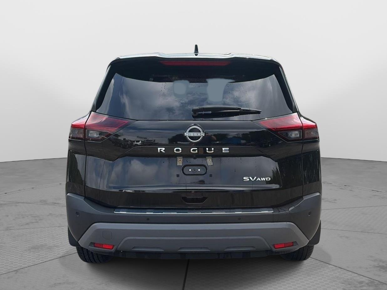 2023 Nissan Rogue SV - 6