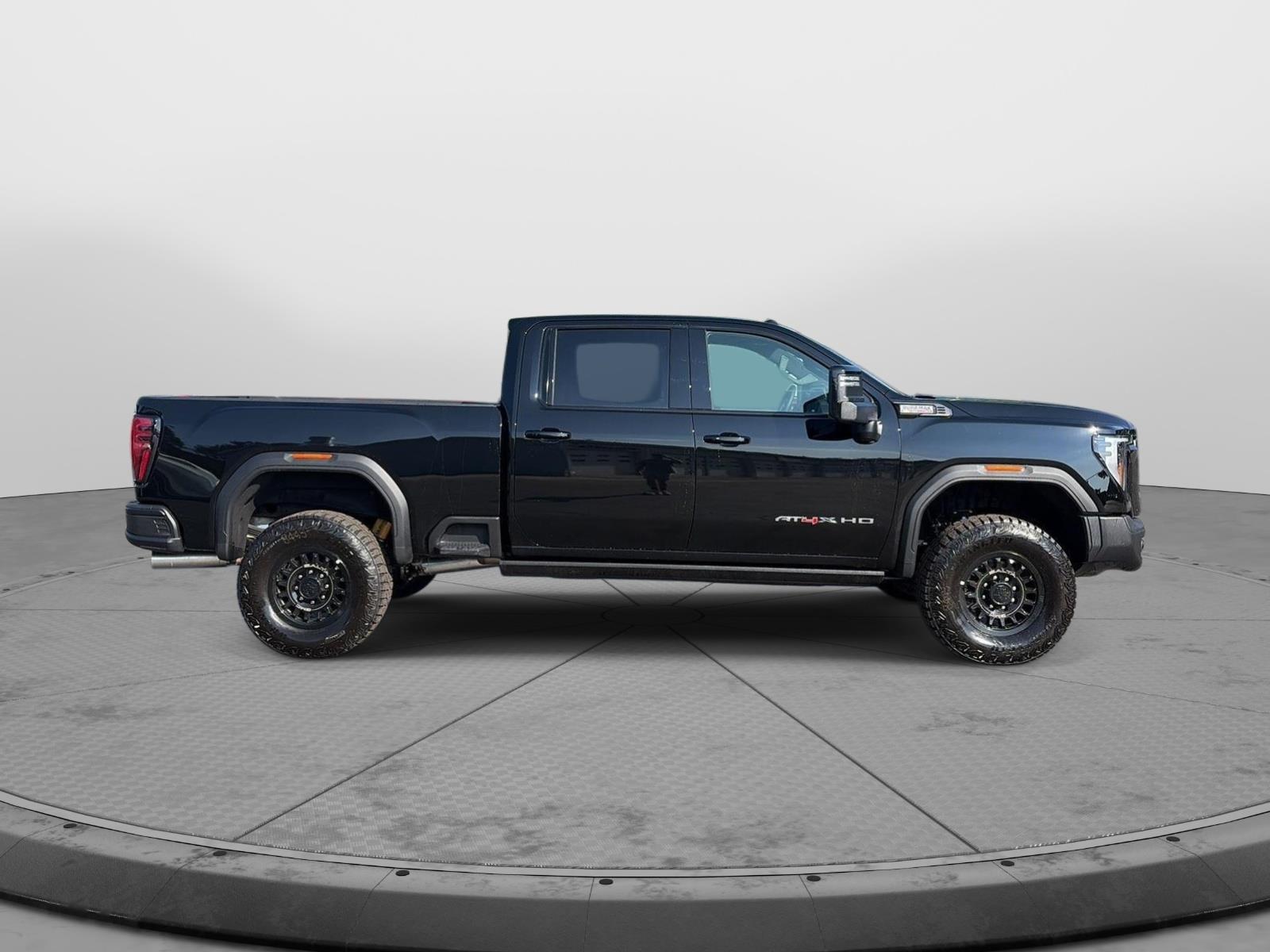 2026 GMC Sierra 2500HD AT4X - 2