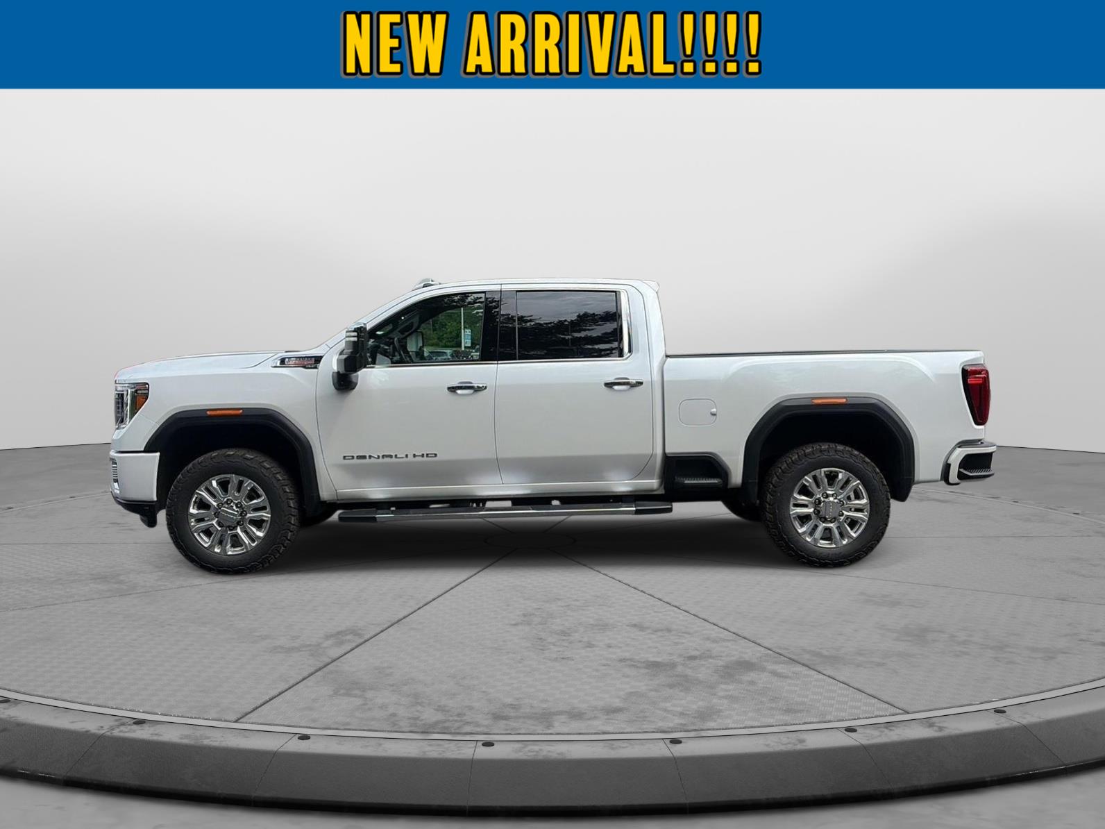 2022 GMC Sierra 2500HD Denali at Baglier Buick GMC Mazda