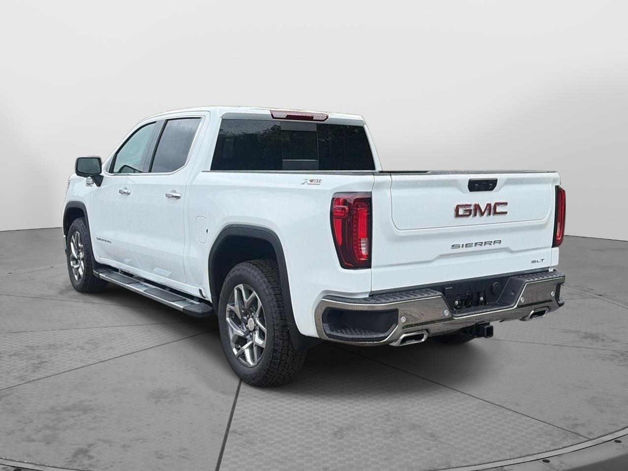 2026 GMC Sierra 1500 photo 5 of 41