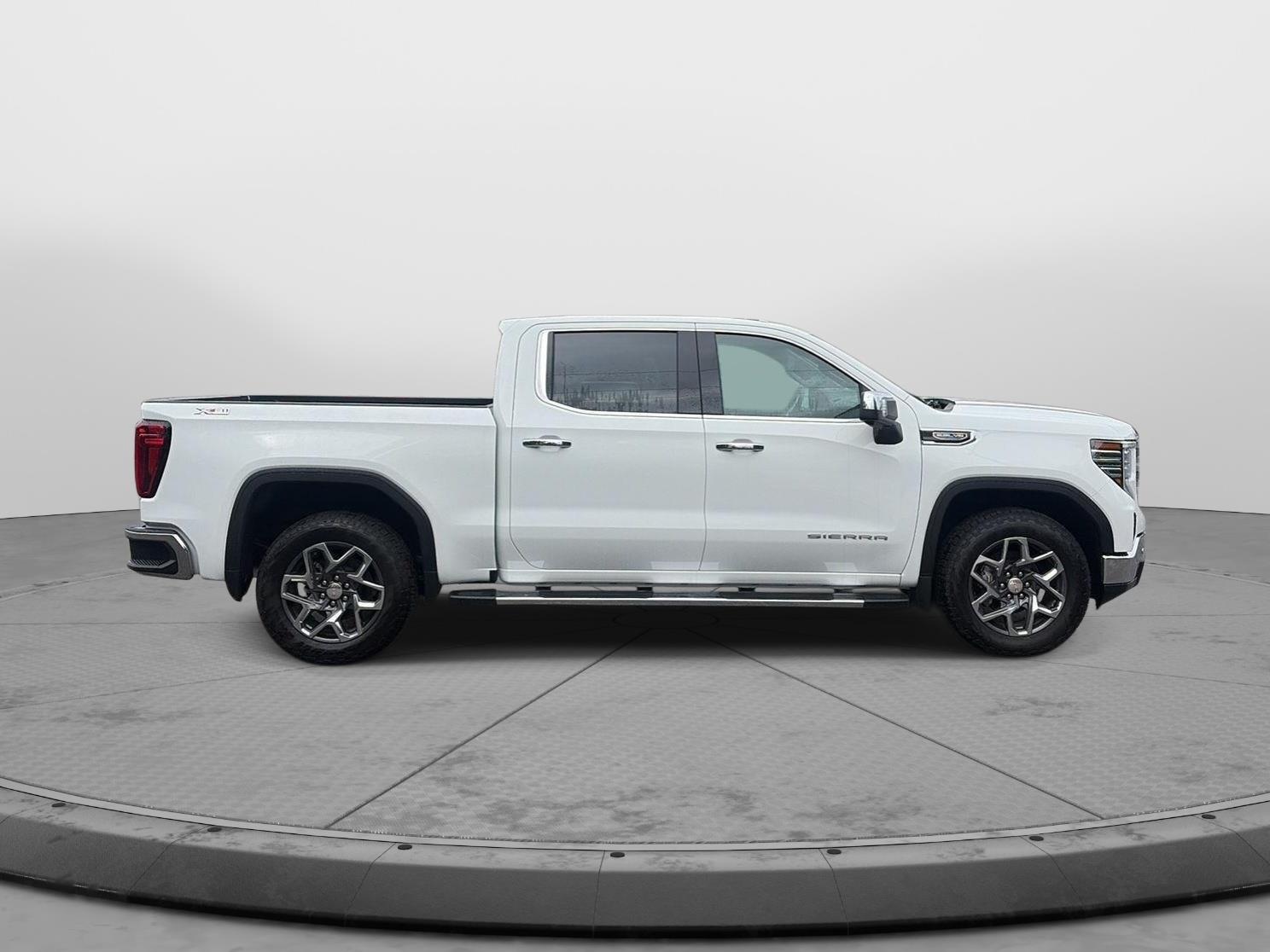 2026 GMC Sierra 1500 photo 8 of 41
