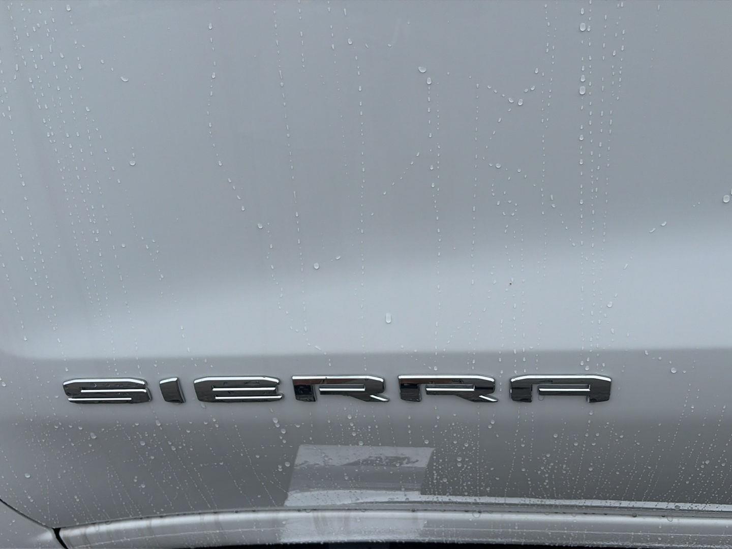 2026 GMC Sierra 1500 photo 10 of 41
