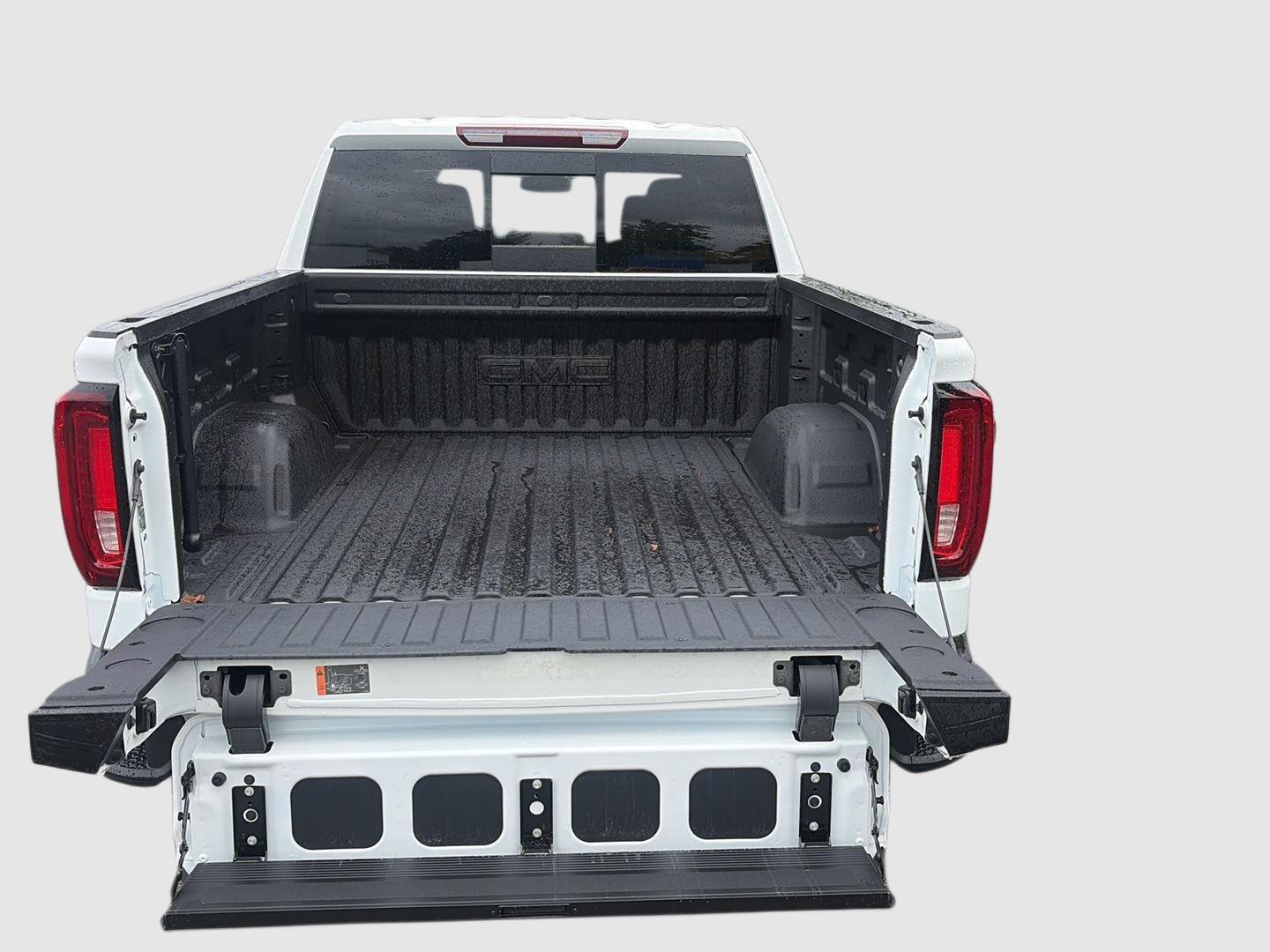 2026 GMC Sierra 1500 photo 13 of 41
