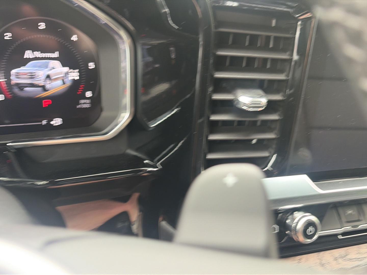 2026 GMC Sierra 1500 photo 20 of 41