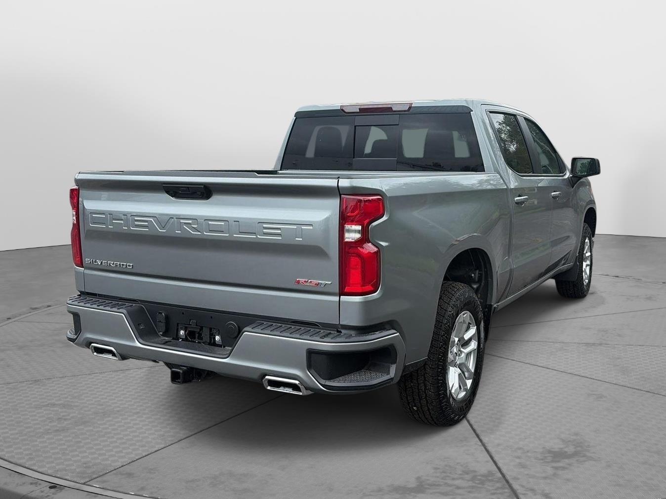 2026 Chevrolet Silverado 1500 photo 7 of 32