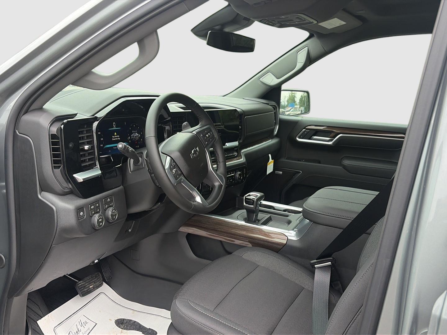 2026 Chevrolet Silverado 1500 photo 9 of 32