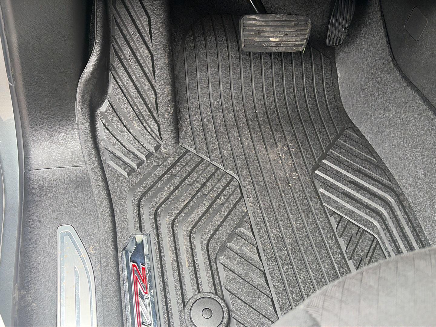2026 Chevrolet Silverado 1500 photo 10 of 32