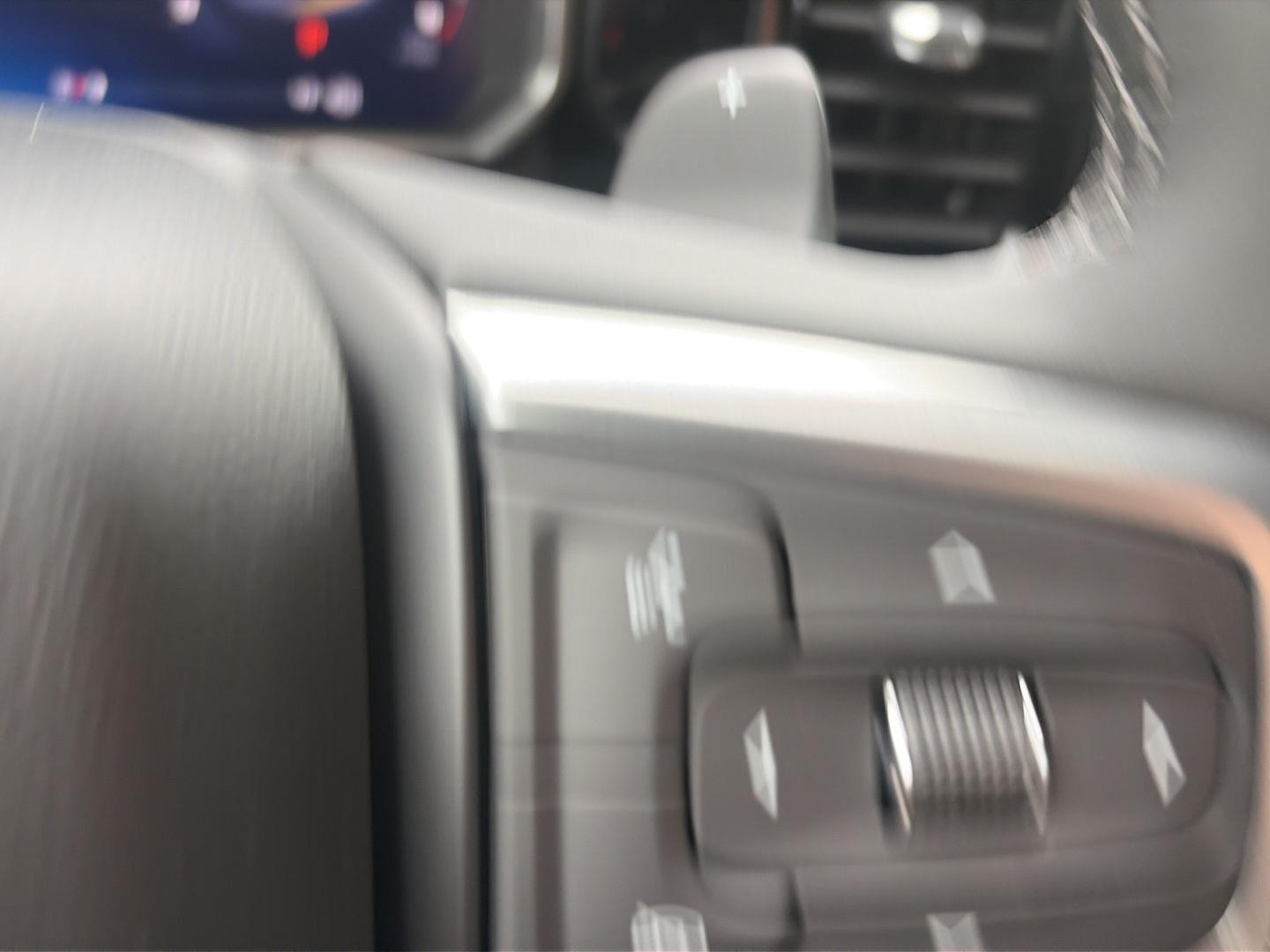 2026 Chevrolet Silverado 1500 photo 14 of 32