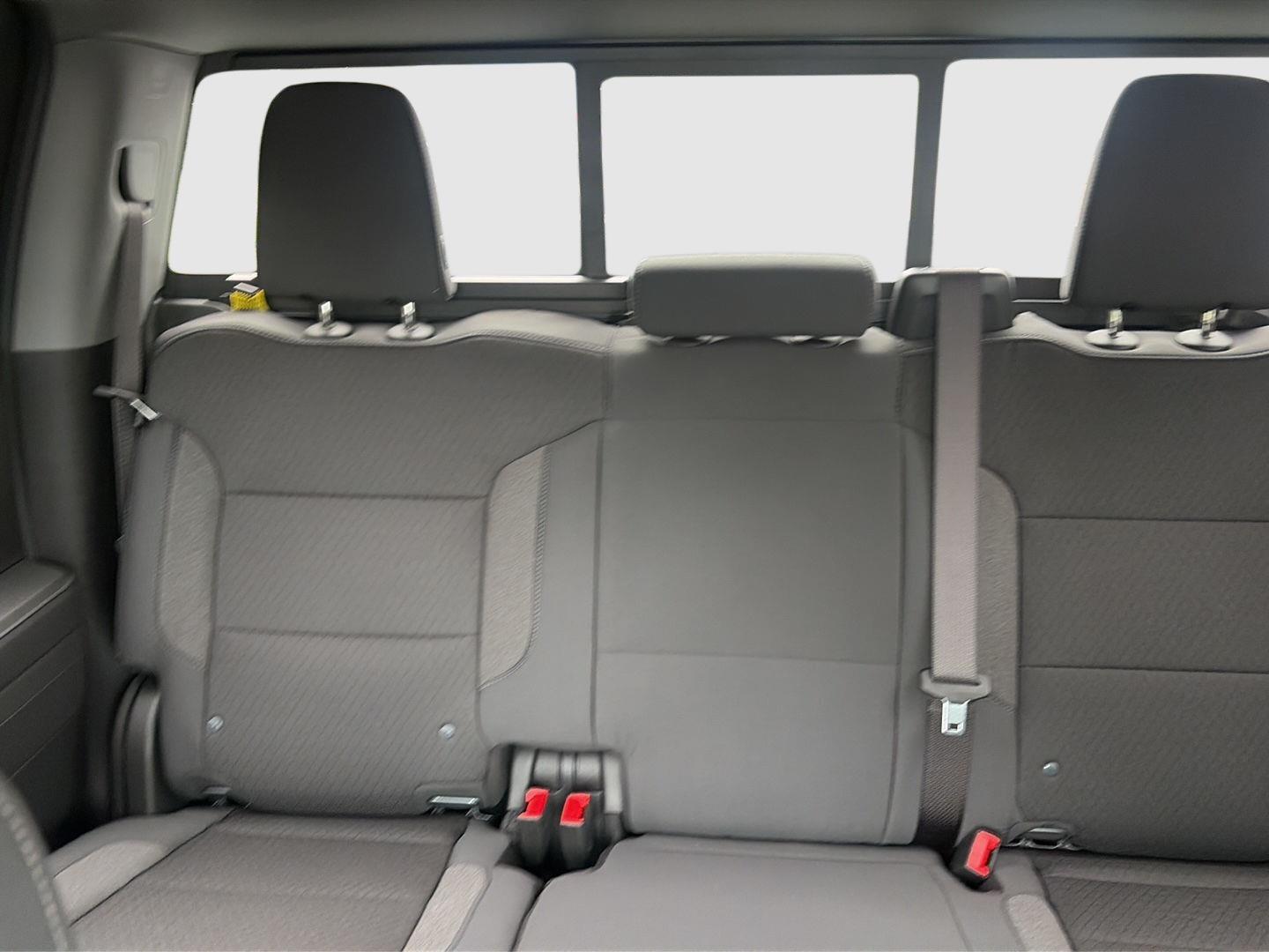 2026 Chevrolet Silverado 1500 photo 29 of 32