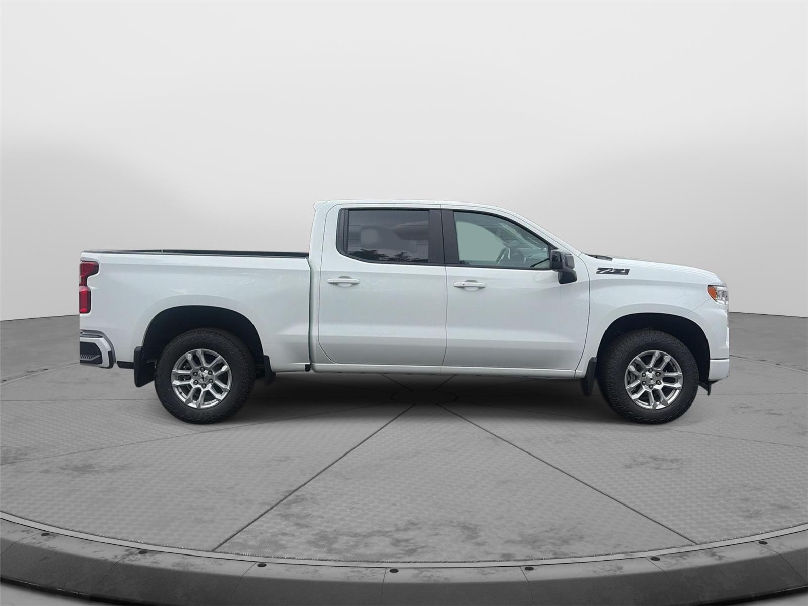 2026 Chevrolet Silverado 1500 photo 3 of 29