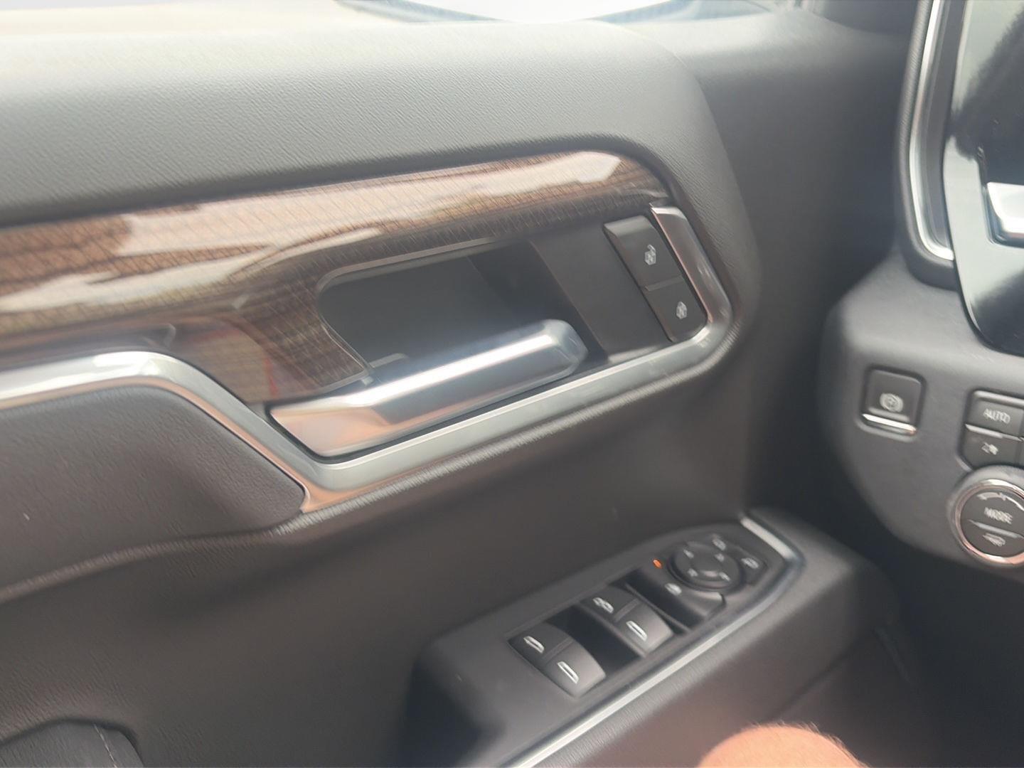 2026 Chevrolet Silverado 1500 photo 17 of 29