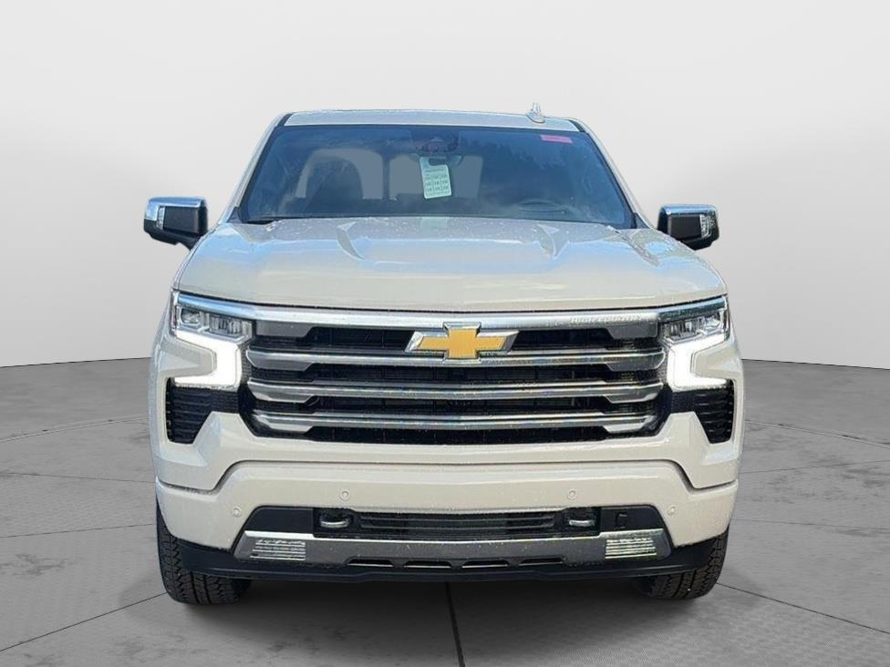 2026 Chevrolet Silverado 1500 photo 2 of 42