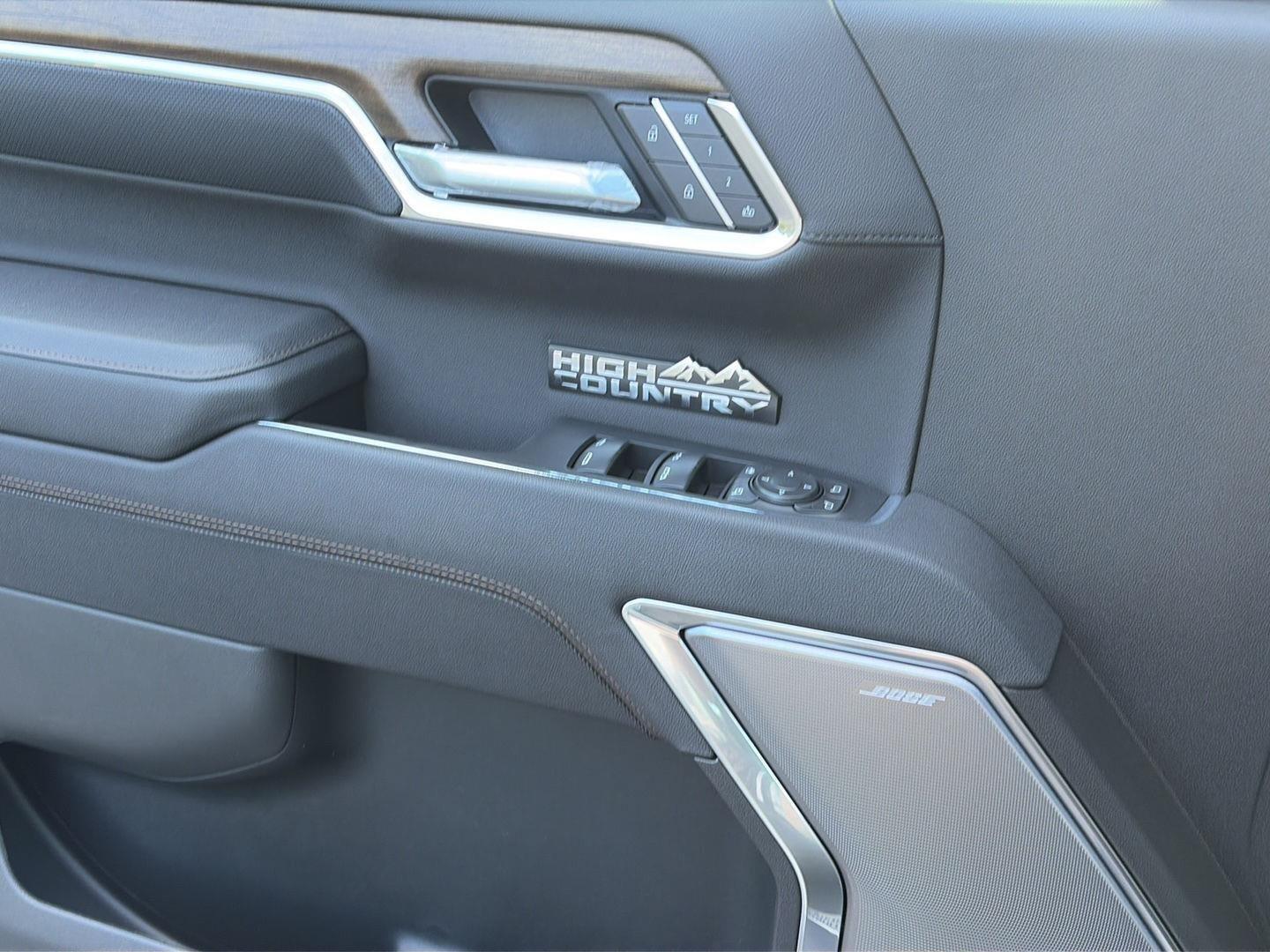 2026 Chevrolet Silverado 1500 photo 14 of 42