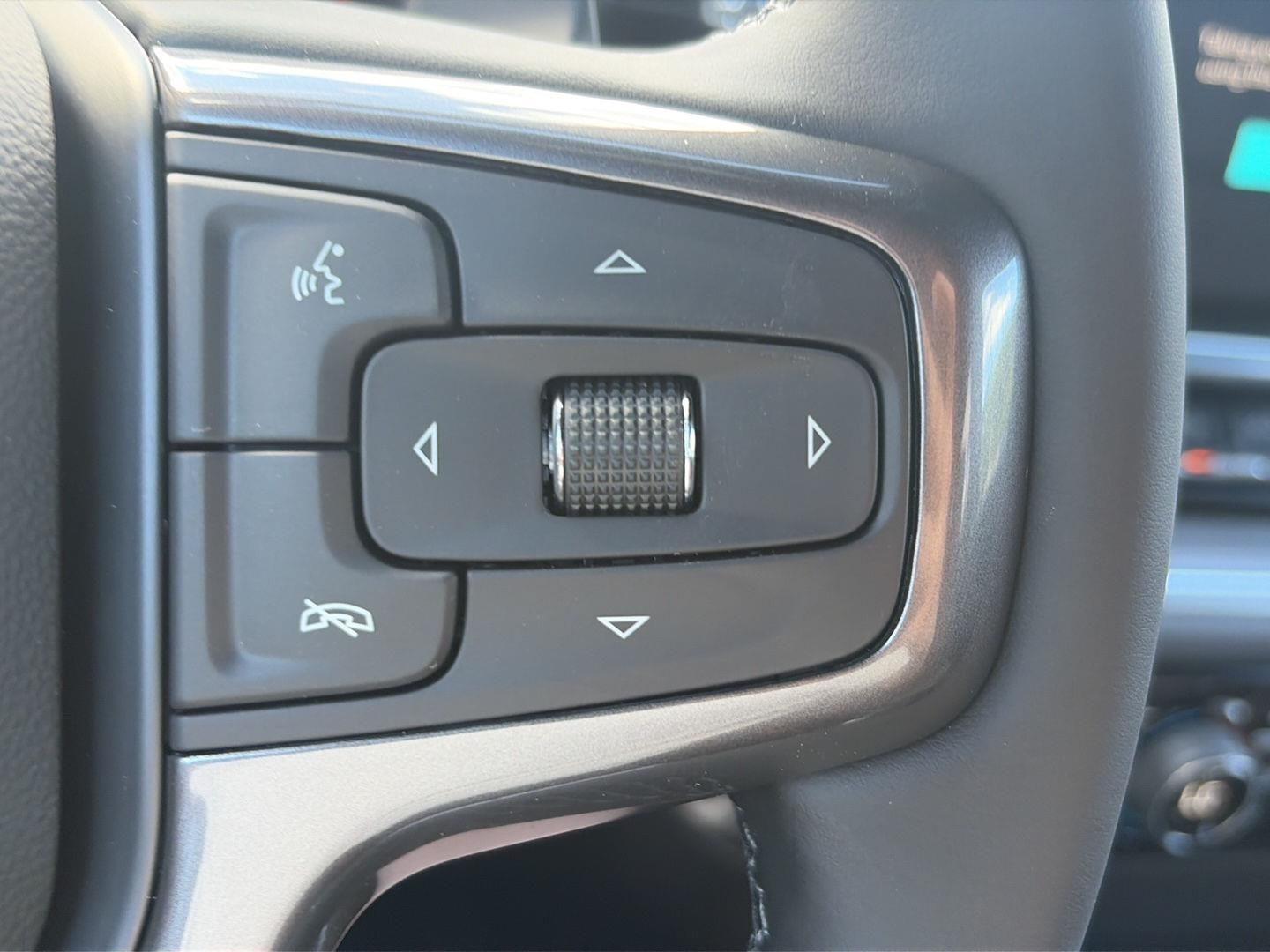 2026 Chevrolet Silverado 1500 photo 18 of 42