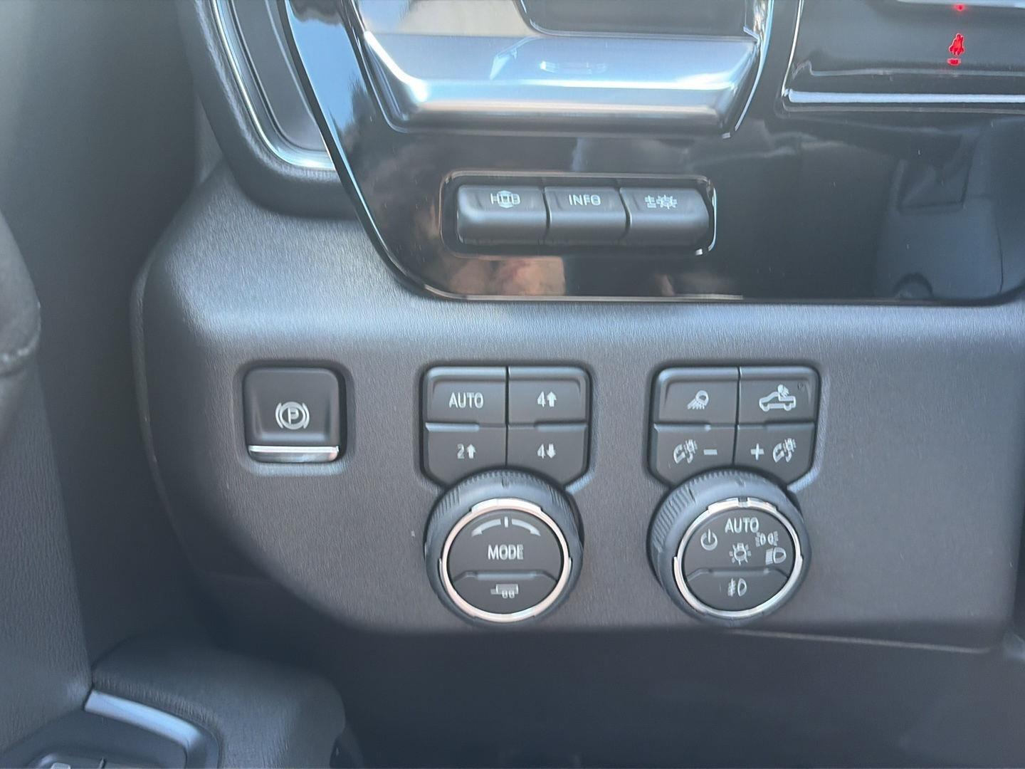 2026 Chevrolet Silverado 1500 photo 21 of 42