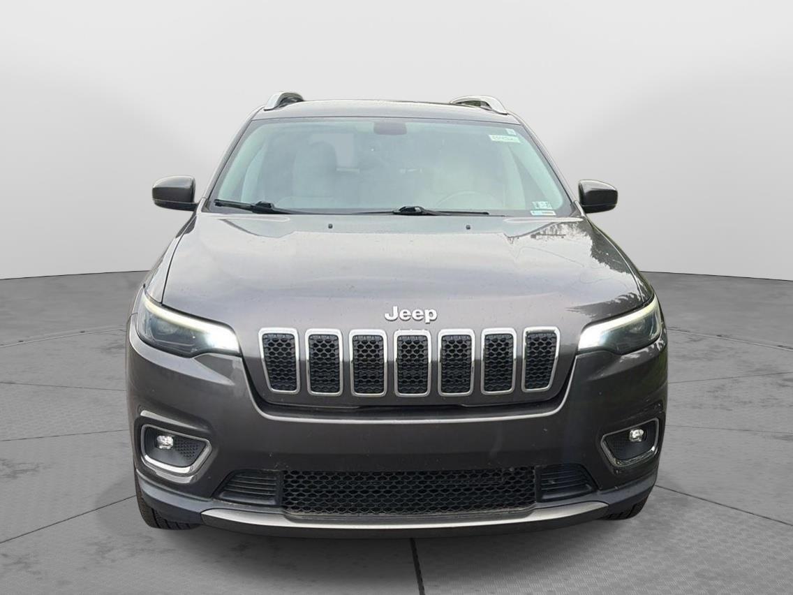 2019 Jeep Cherokee photo 2 of 38