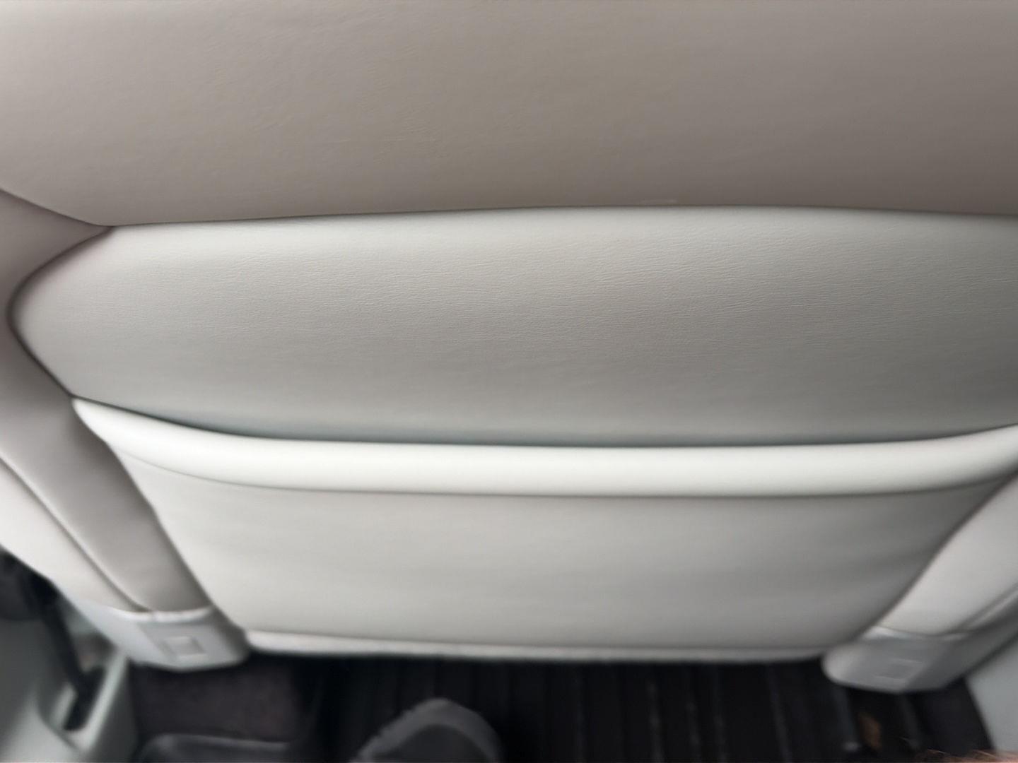 2019 Jeep Cherokee photo 36 of 38