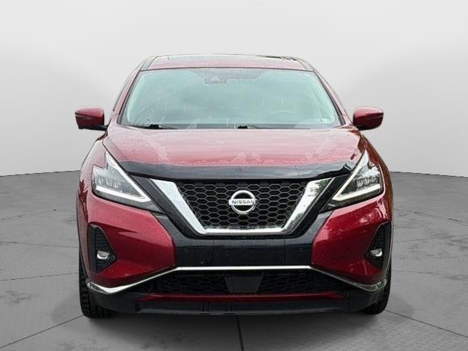 2021 Nissan Murano photo 2 of 17