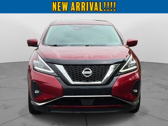2021 Nissan Murano photo 2 of 8