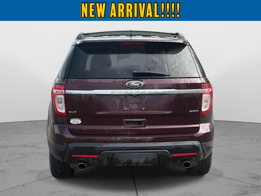 2011 Ford Explorer photo 4 of 8