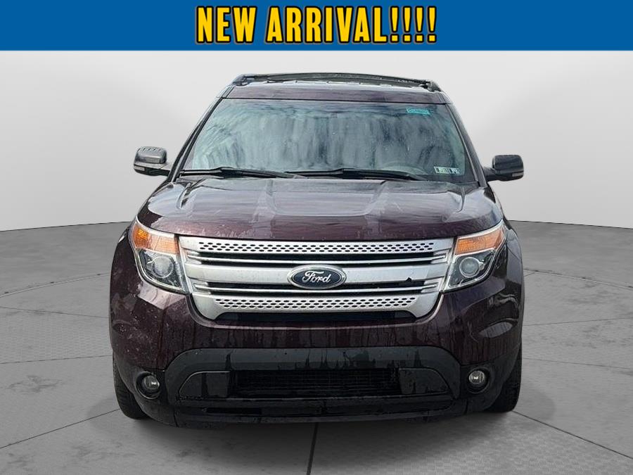 2011 Ford Explorer photo 8 of 8