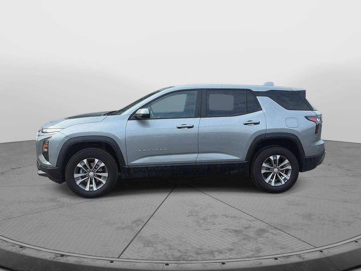 2026 Chevrolet Equinox photo 5 of 19