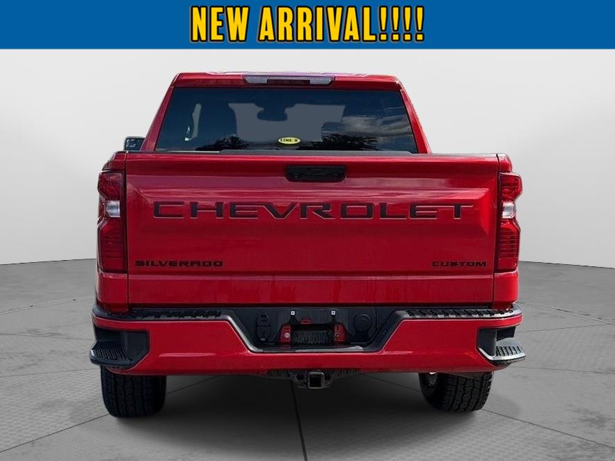 2023 Chevrolet Silverado 1500 photo 4 of 8
